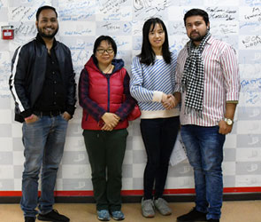 印度客戶來中國采購糖心LOGO免费健身房器材